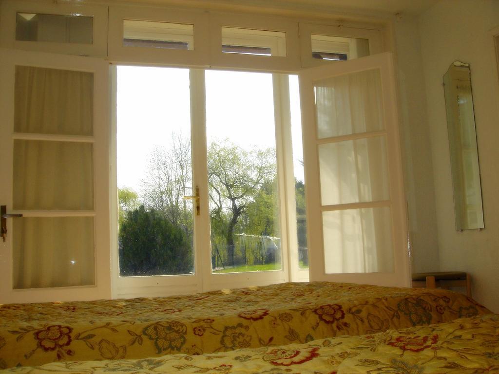Motel Des Bruyeres Ламот-Бёврон Номер фото